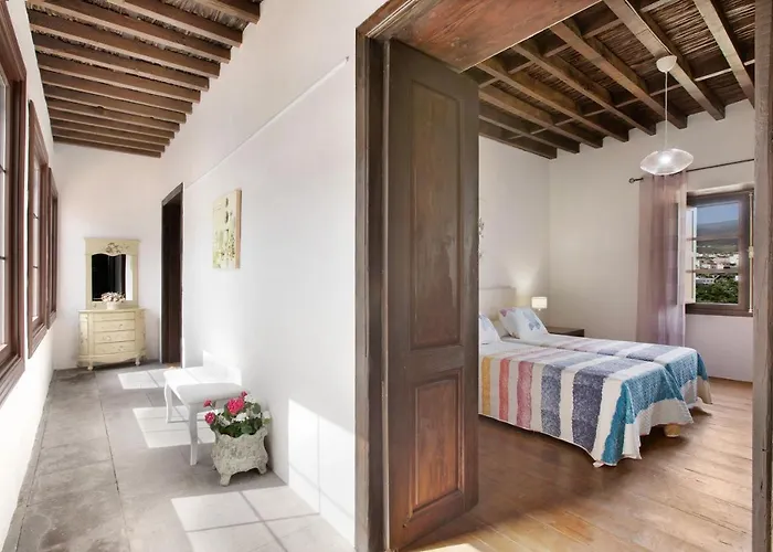 Esperanza Nyaraló La Cisnera