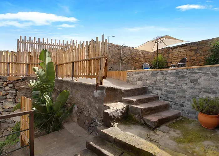 Esperanza Nyaraló La Cisnera